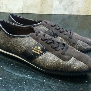*NEW* COACH Brown Suede & Gold Logo sneakers